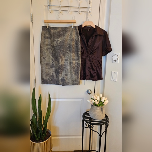 Danier blouse - Picture 1 of 6